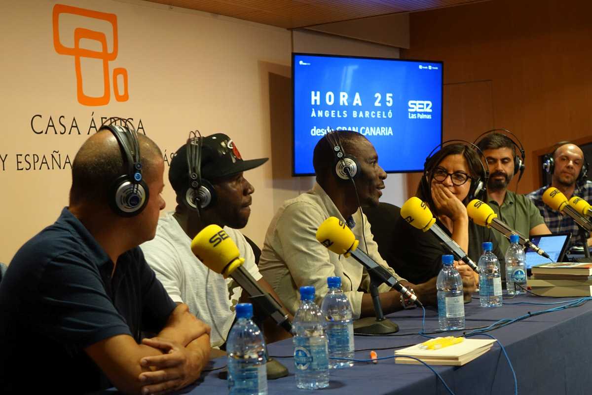 La Cadena SER emite el programa «Hora 25» desde Casa África