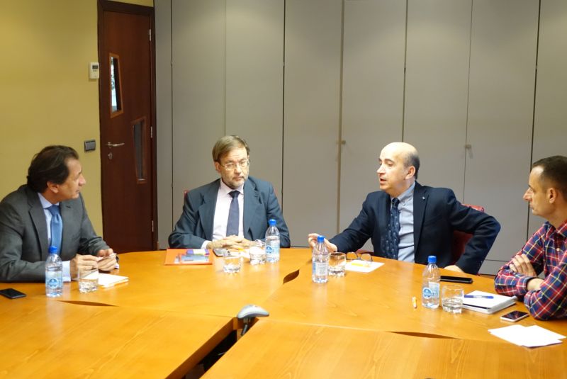 El director del Instituto Cervantes de Rabat visita Casa África El director del Instituto Cervantes de Rabat visita Casa África