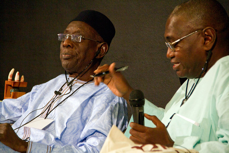 El escritor senegalés Cheikh Hamidou Kane comienza hoy un ciclo de conferencias por España