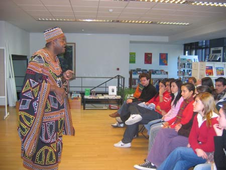 Casa África inauguró su mediateca con un amplio programa de actividades Casa África inauguró su mediateca con un amplio programa de actividades