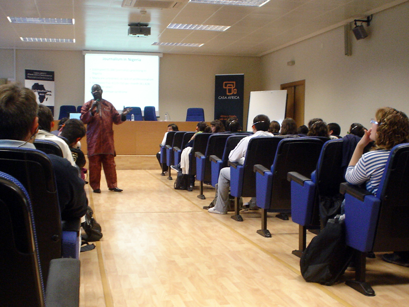 Una conferencia sobre los medios de comunicación nigerianos cierra un seminario en Valencia sobre el impacto de los medios en inmigración y desarrollo sostenible Una conferencia sobre los medios de comunicación nigerianos cierra un seminario en Valencia sobre el impacto de los medios en inmigración y desarrollo sostenible