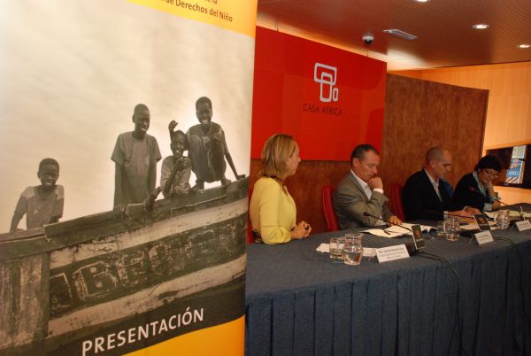 Un informe analiza la migración internacional de Menores Extranjeros No Acompañados Subsaharianos (MENAS) hacia Canarias