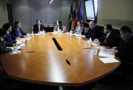 Luis Padrón y Arianne Hernández, con el Cuerpo Consular Africano en Canarias