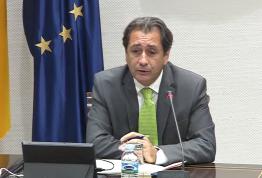 Luis Padrón expone en el Parlamento de Canarias los resultados del encuentro sobre diplomacia preventiva en África