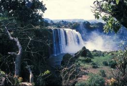 Un libro narra el curso del Nilo Azul desde el Lago Tana hasta Jartum