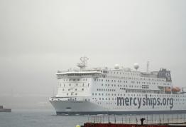 El buque hospital Global Mercy™ zarpa para Dakar en su primera misión humanitaria