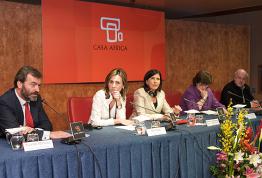 Intelectuales, políticos y periodistas debaten en torno a la imagen de África en un seminario en Casa África