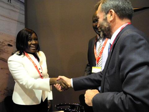0119_investour201201.jpg