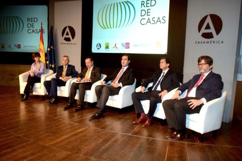 Casa África participa en la firma del protocolo de la Red de Casas
