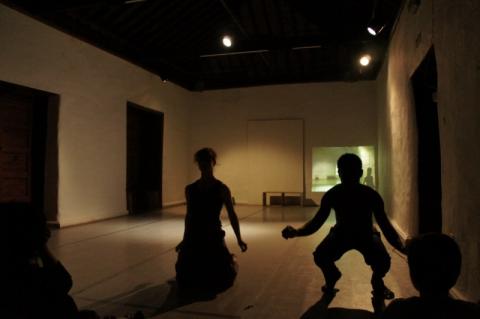 Los bailarines Julie Iarisoa y Yaya Sarrie se concentran en La Gomera hasta el 9 de marzo
