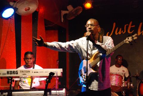 El Festival 'Dakar Vis-à-Vis' comienza con más de diez conciertos en tres salas de la capital senegalesa