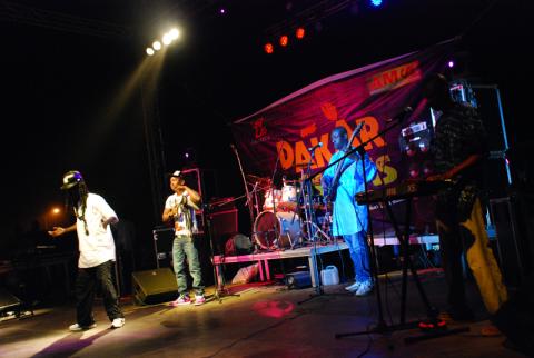 El Festival 'Dakar Vis-à-Vis' comienza con más de diez conciertos en tres salas de la capital senegalesa