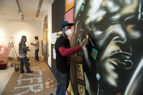 'Graffrica. Arte Urbano Africano' transforma las salas de exposición de Casa África