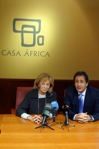 Casa África y la Fundación Mujeres por África firman un convenio de colaboración