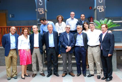 Una delegación de Cruz Roja, encabezada por su vicesecretario general, visita Casa África