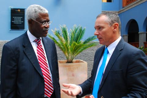El ex embajador de Ghana en Estados Unidos visita Casa África