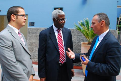 El ex embajador de Ghana en Estados Unidos visita Casa África