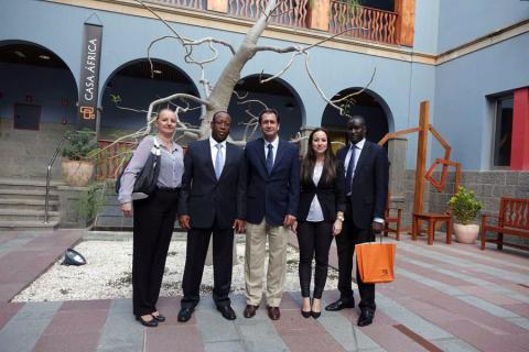 El embajador de Senegal en España visita Casa África