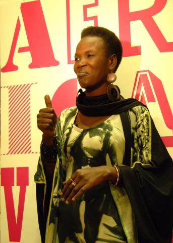 La cantante Njaaya causa sensación en el estreno de Womad Cáceres
