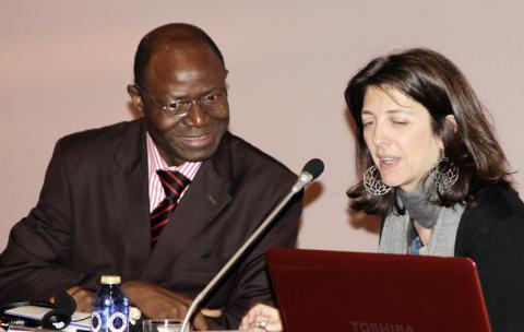 El pasado, presente y futuro de las migraciones de África a Europa, a debate en Madrid