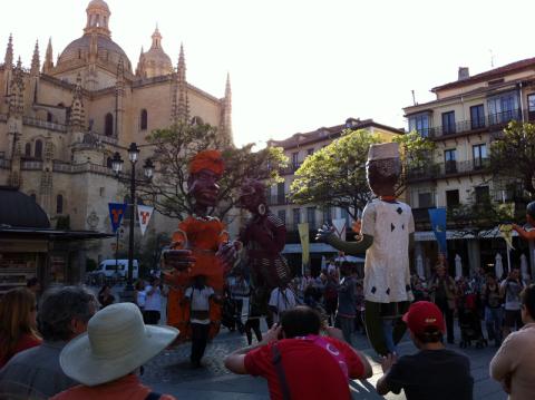 Titirimundi brilla en Segovia