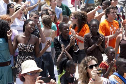 Más de 5.000 personas celebran África Vive en Las Palmas de Gran Canaria