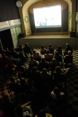 0525_fcat201111.jpg