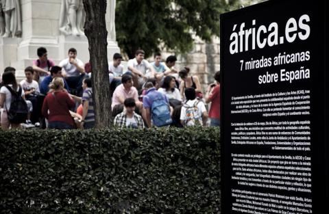 Las miradas africanas sobre siete ciudades españolas se fijan en las calles de Sevilla