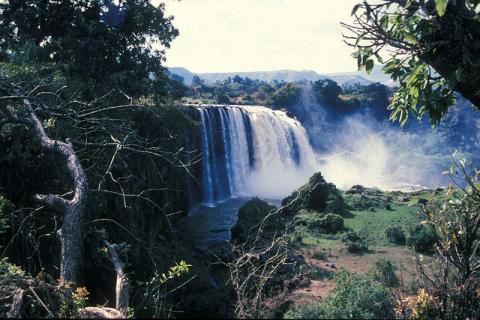 Un libro narra el curso del Nilo Azul desde el Lago Tana hasta Jartum