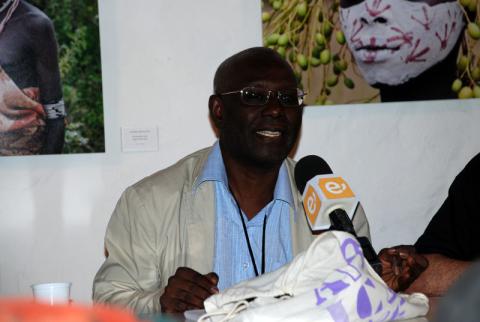 El escritor senegalés Boubacar Boris Diop participa en el Festival del Sur
