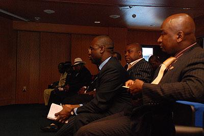 Una delegación africana que participa en Fisaldo visita Casa África