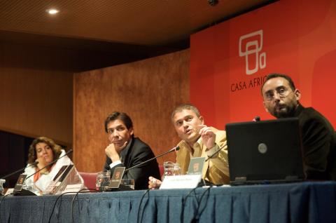 José Naranjo y Magec Montesdeoca presentan la mayor tragedia de la inmigración entre África y España en Casa África