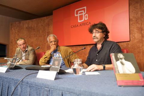 Henri Lopes: "El escritor africano contemporáneo debe plasmar la idiosincrasia del continente pero también África como parte del mundo"