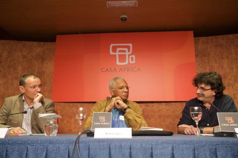 Henri Lopes: "El escritor africano contemporáneo debe plasmar la idiosincrasia del continente pero también África como parte del mundo"