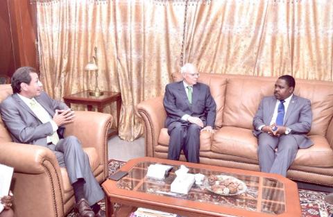 Luis Padrón, de visita institucional en Guinea Ecuatorial