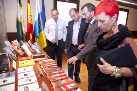 Visita institucional del Alcalde de Las Palmas de Gran Canaria, Juan José Cardona, a Casa África