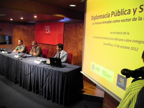 Los participantes en la VII Conferencia Policial Euro-Africana reciben una charla sobre Marca España en Casa África
