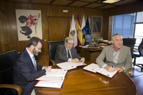 Casa África y el Ayuntamiento de Las Palmas de Gran Canaria firman un convenio de colaboración para WOMAD 2009