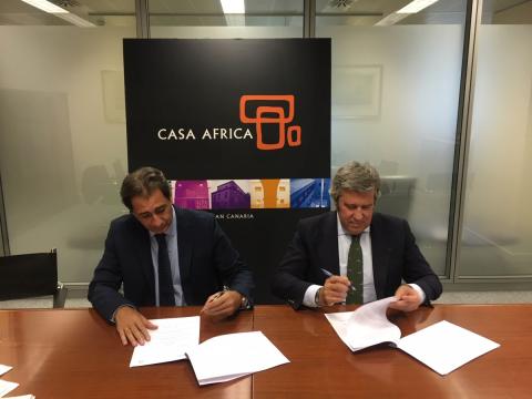 Casa África firma un convenio para la formación en emprendimiento en África