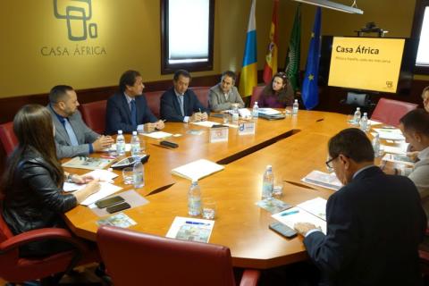 1204_firma-convenio-anesvad_2.jpg