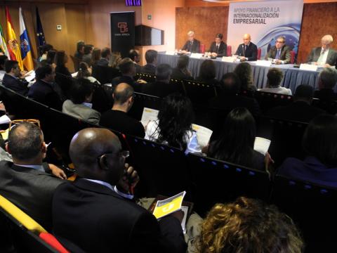 El empresariado canario se reúne con el Secretario de Estado de Comercio para una sesión de trabajo sobre internacionalización en Casa África
