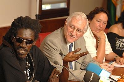Concierto de Babacar Dieng & Diengoz y Cheikh Lô