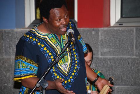 Justin Tchatchoua ofreció un concierto en Casa África