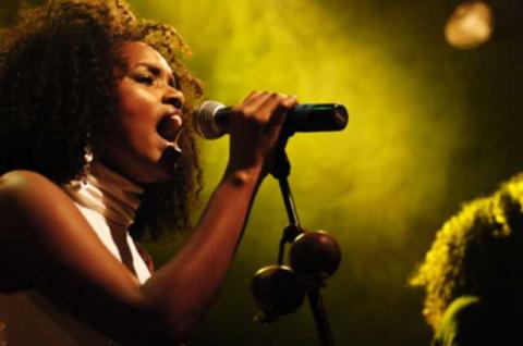 Casa África y Casa Sefarad-Israel ofrecen un concierto gratuito de Cabra Casay en Gran Canaria