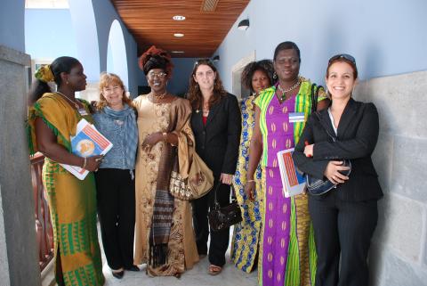 Comienza el curso de Logística del Transporte para trabajadoras portuarias africanas en Casa África