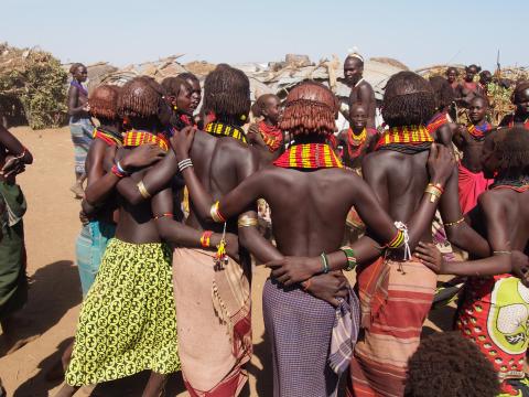 Danza Dasanech, Omorate