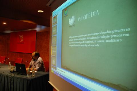 1. Taller Wikiáfrica en el Auditorio Nelson Mandela de Casa África, dirigido por Marcos Tallés -Secretario de Wikimedia en España-