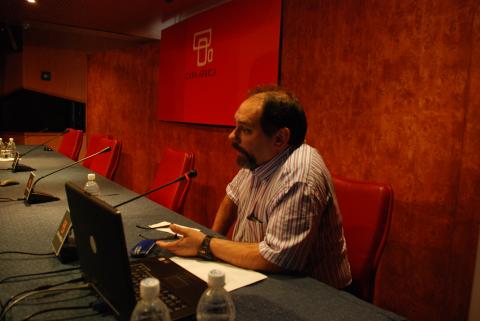 4. Taller Wikiáfrica en el Auditorio Nelson Mandela de Casa África, dirigido por Marcos Tallés -Secretario de Wikimedia en España-