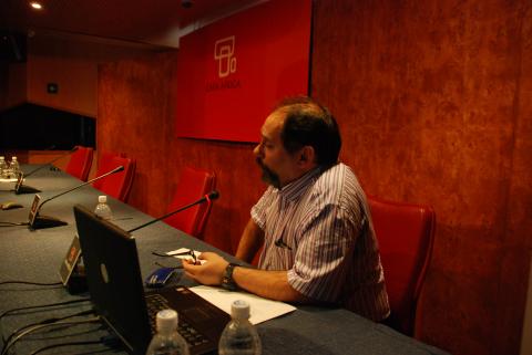5. Taller Wikiáfrica en el Auditorio Nelson Mandela de Casa África, dirigido por Marcos Tallés -Secretario de Wikimedia en España-