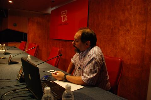 6. Taller Wikiáfrica en el Auditorio Nelson Mandela de Casa África, dirigido por Marcos Tallés -Secretario de Wikimedia en España-
